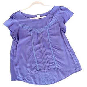Wild Pearl 100% Rayon M Flattering Purple Shirt